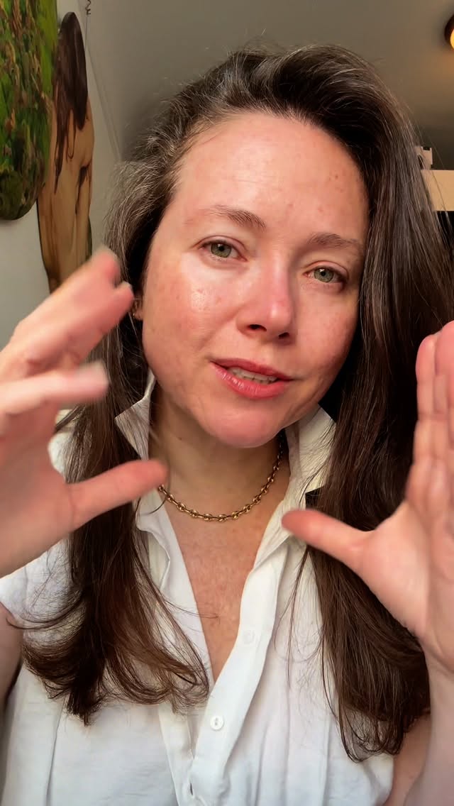 Instagram post by @jenlatch for Well People. Caption reads: The way you can combine the @wellpeople Daygleamer....