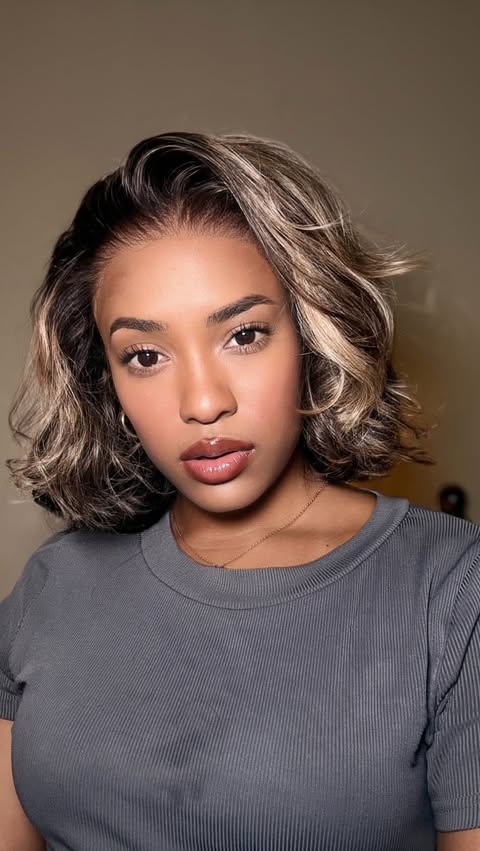 Instagram post by @sapphieruiz for Arabella Hair. Caption reads: @arabellahairofficial Glueless Old Money Bob Loose....