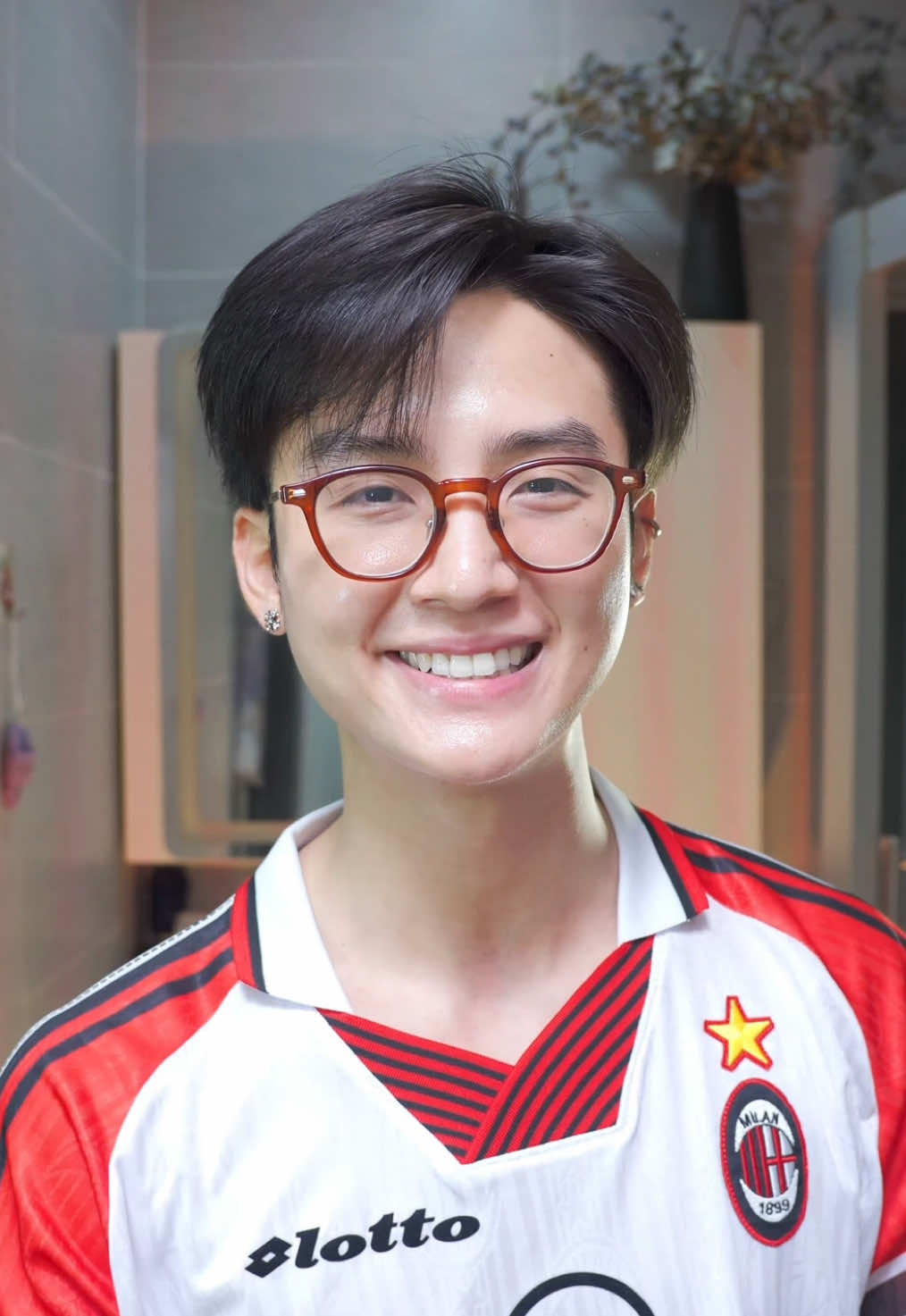 TikTok post by @naky.nhatky for Unilever. Caption reads: Cùng Naky và @Unilever - Chăm sóc Gia đình săn....