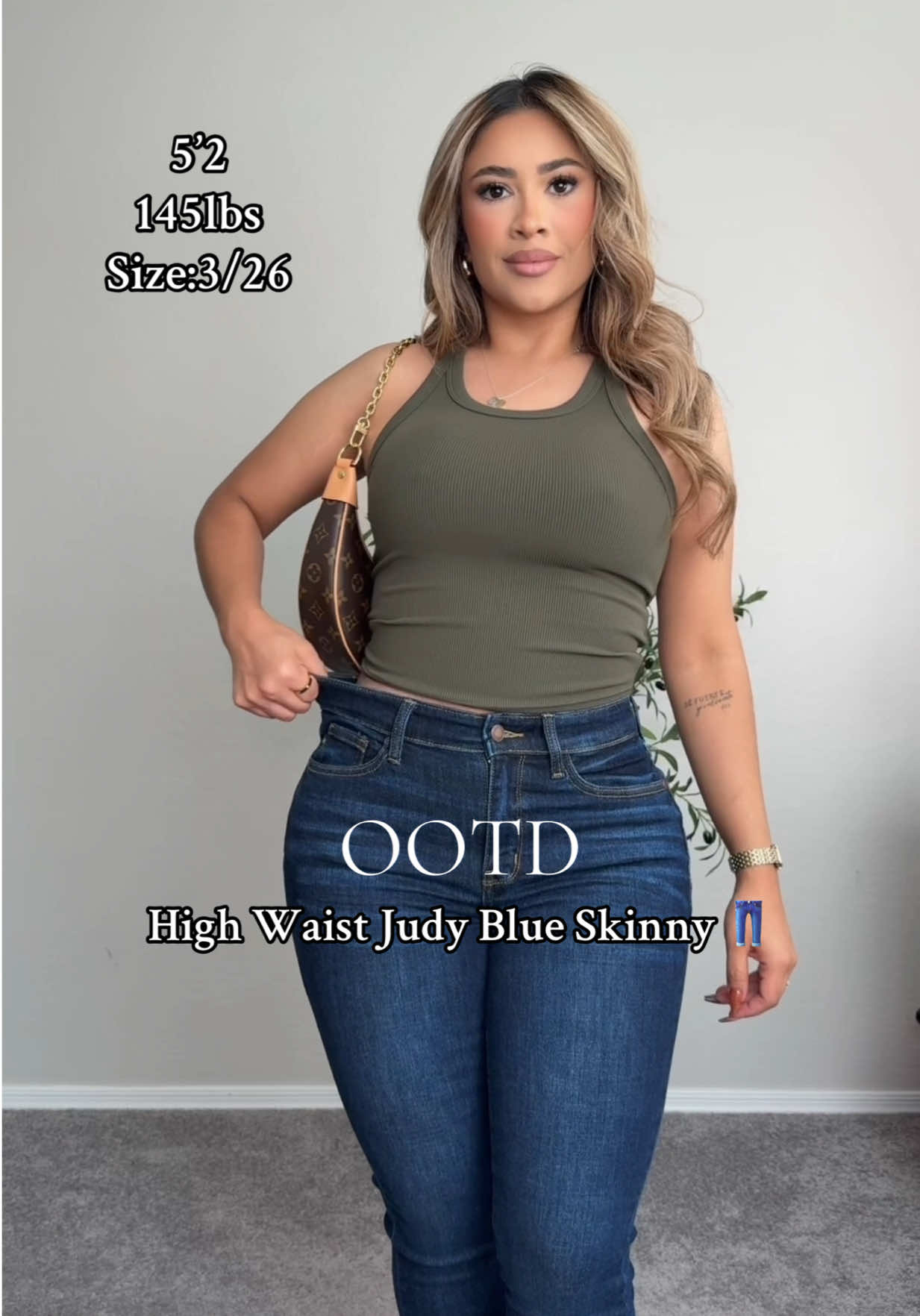 TikTok post by @zee_o95 for Glamour Modern Fashion. Caption reads: [...] I recommend to size down. @Glamour Modern....