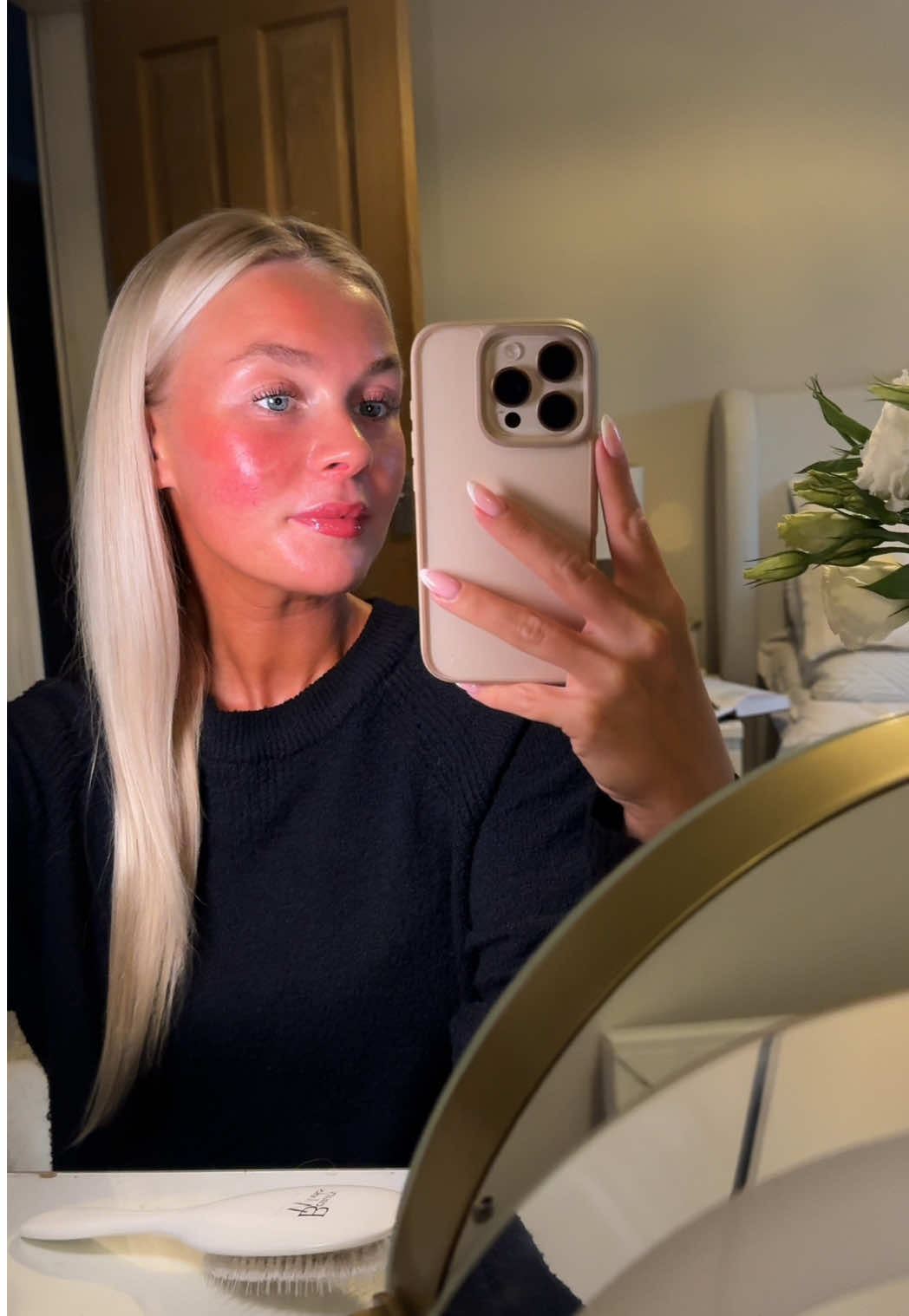 TikTok post by @laurenjwhelan for Womenli Supplements. Caption reads: [...] 💌 @Free Soul @Wild Dose @ELEAT @Womenli....