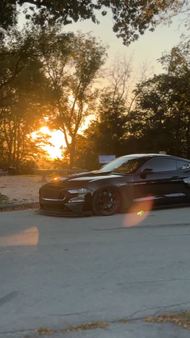 Instagram post by @fullthrottleaddicts for 10 Second Racing. Caption reads: ..I have had an effect here - - ⬇️ use code....