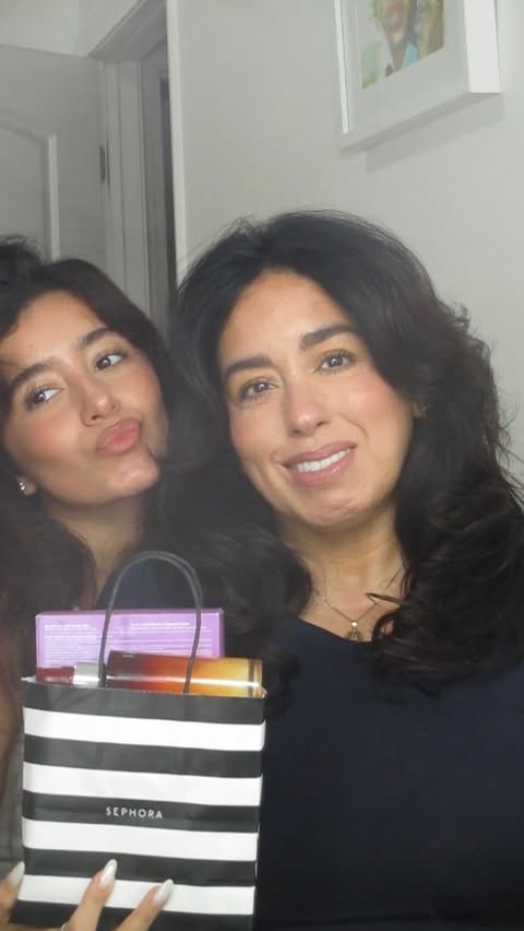 Instagram post by @yazdior for Afterpay. Caption reads: [...] I love that we can gift smarter using....