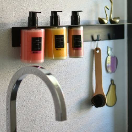 Instagram post by @budgethome for Kruidvat. Caption reads: Geluk zit in kleine dingen, zoals genieten van....
