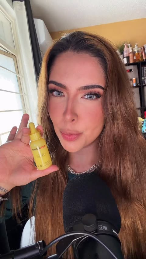 Instagram post by @lacassiojefa for Dr.G. Caption reads: #DRG #TXASerum #BrighteningSerum [...].