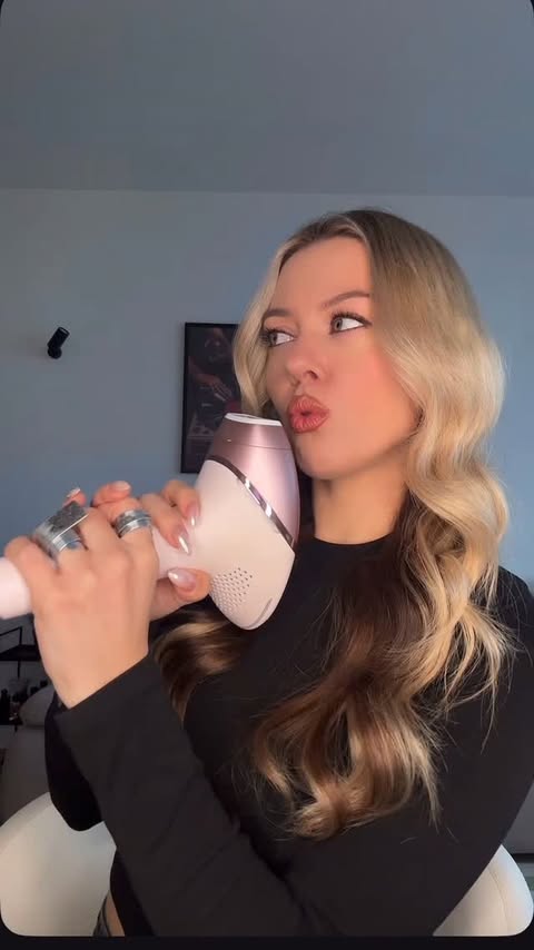 Instagram post by @fororaa for Philips. Caption reads: Model koji ja imam je S9900. A možda i najbolja....