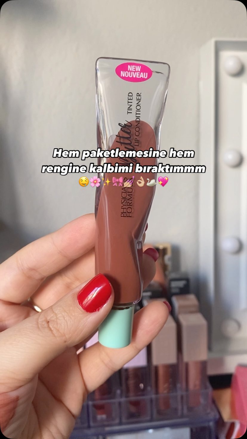 Instagram post by @fdblogg for Physicians Formula. Caption reads: Kimse neden bu glossun güzelliğini konuşmuyoo??....