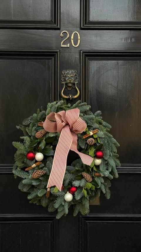 Instagram post by @rebeccaferrazwyatt for Free People. Caption reads: [...] it 🎄✨
All the cosy festive vibes in....