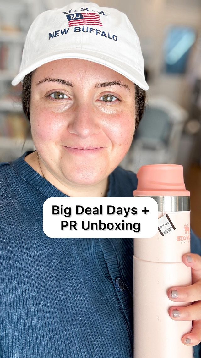 Instagram post by @alyssagoldwater for Baked by Melissa. Caption reads: Head to the link in my bio for all items in this....