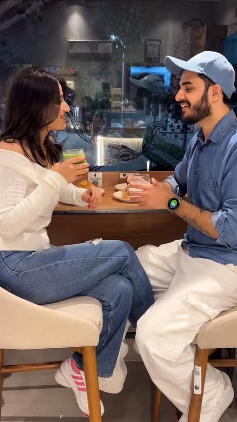 Instagram post by @vaibhavandshweta for Blue Tokai Coffee Roasters. Caption reads: [...] right. ❤️🤌 @bluetokaicoffee 📍Blue Tokai....