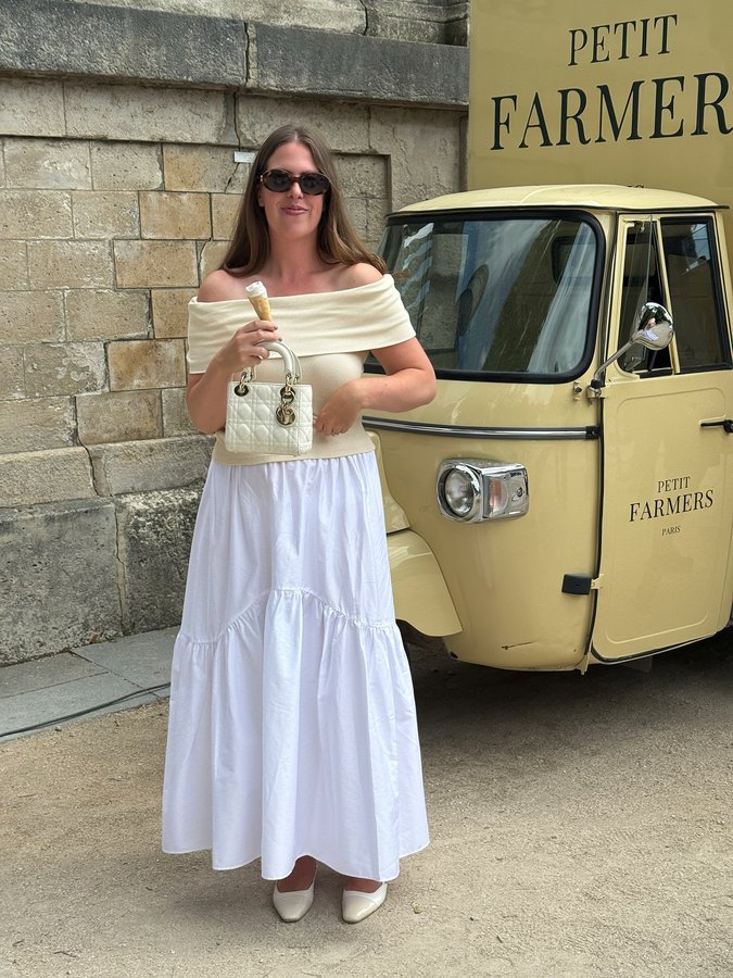 Instagram post by @fleurverhoek for Baukjen. Caption reads: Outfits I wore in Paris, which is your favourite?....