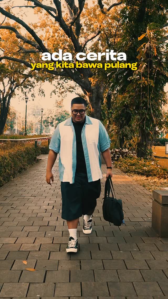 Instagram post by @willywinarko for Lenovo. Caption reads: Hidup emang nggak selalu lurus. Kadang belok,....