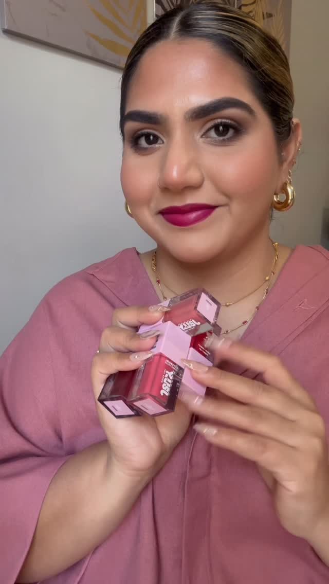 Instagram post by @makeuplover.saba for COVERGIRL. Caption reads: @covergirl Jelly Water Tints are so [...].