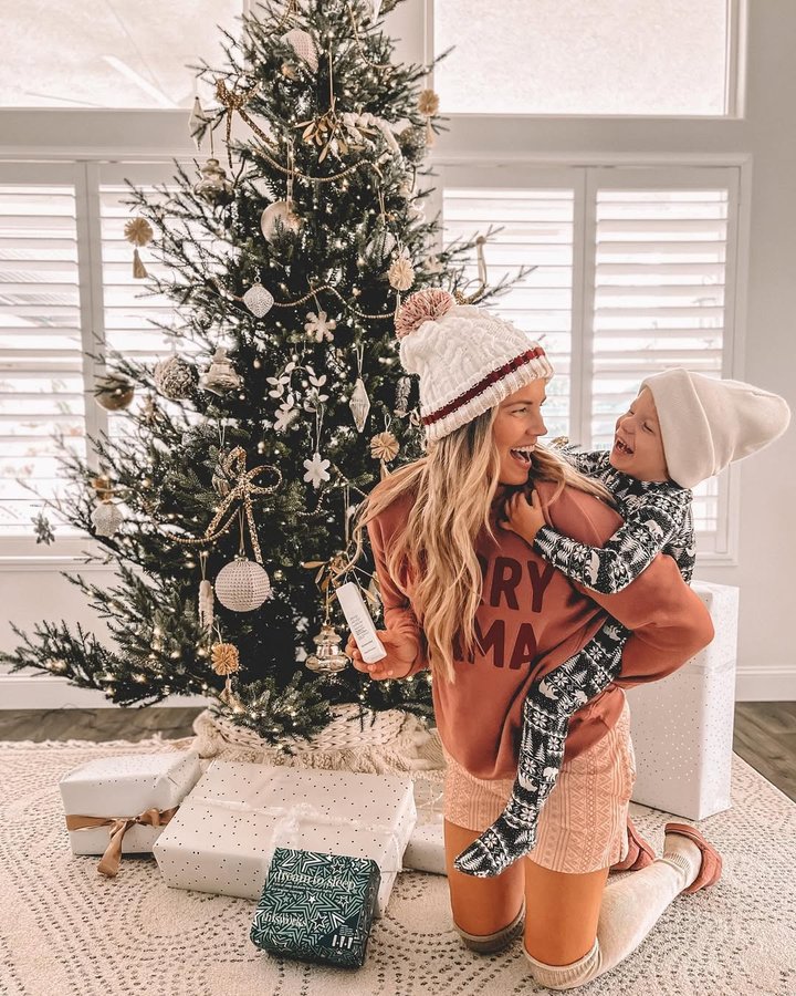 Instagram post by @britt_horton for This Works. Caption reads: Pretty ironic that this gift set is called “dream....