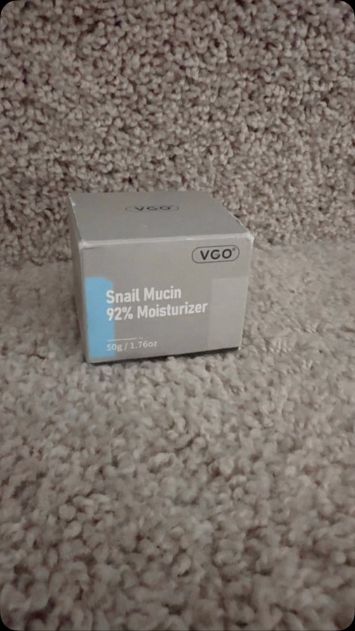 Instagram post by @melissasjohn for VGObeauty. Caption reads: I love this moisturizer from @vgo_beauty1 
They....