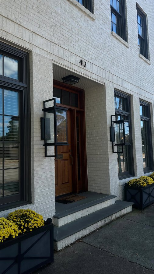 Instagram post by @wessliann for 1800 Contacts. Caption reads: My favorite way to order contacts! 💙....