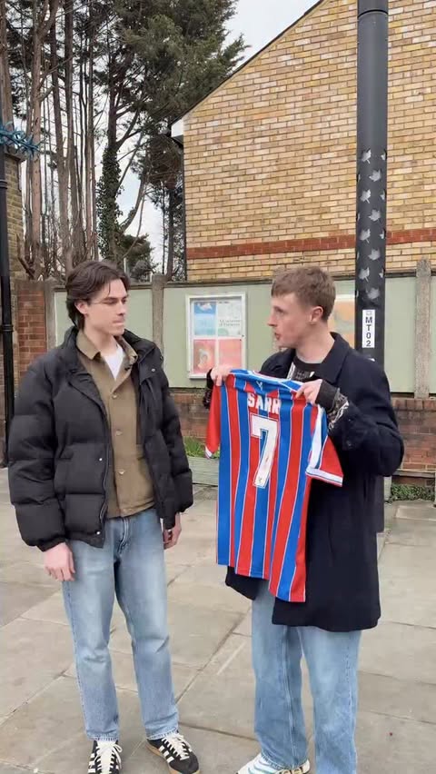Instagram post by @ellisplatten for Microsoft. Caption reads: GUESS THE FACT, WIN THE SIGNED SHIRT! @Microsoft....