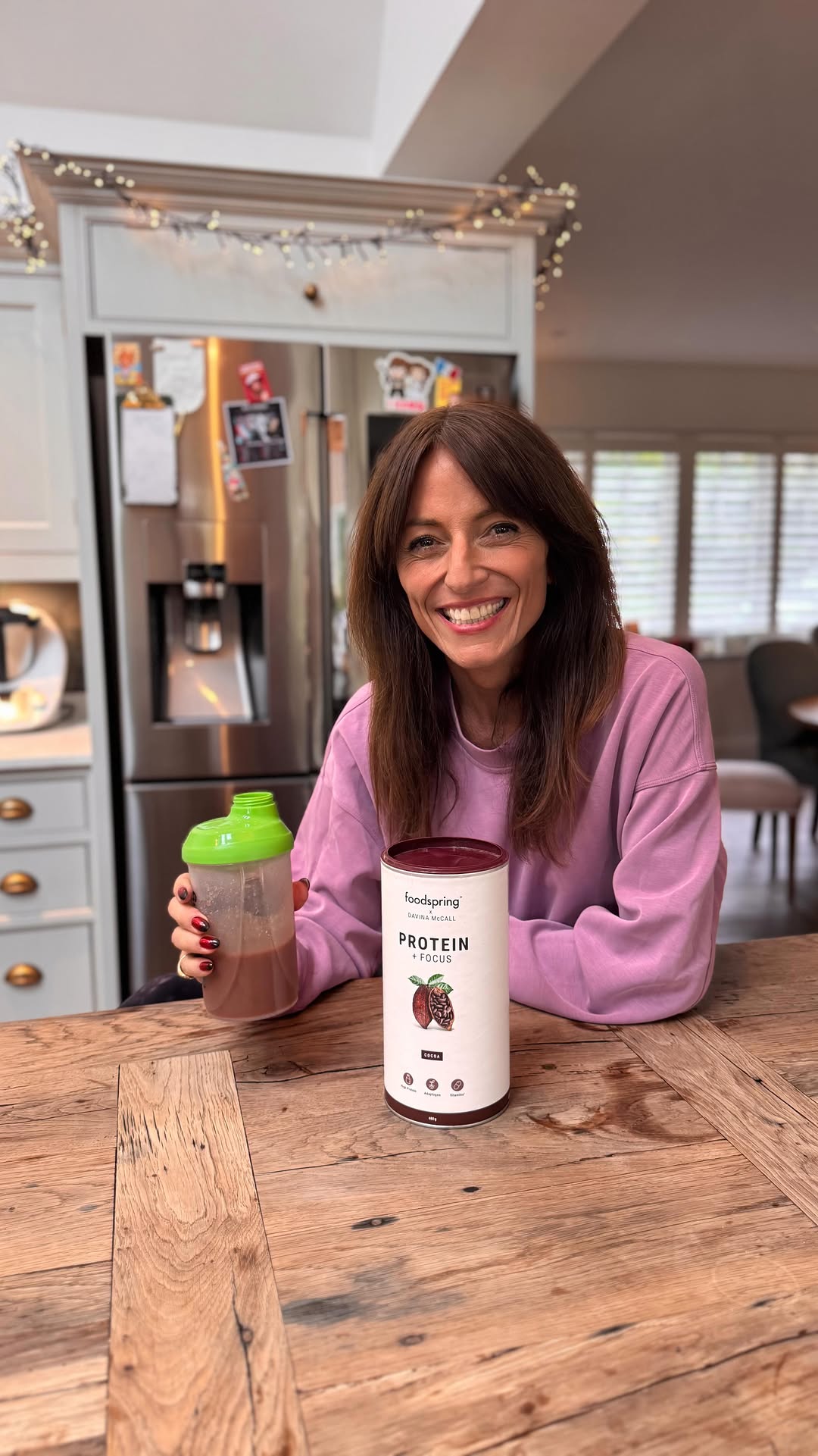 Instagram post by @davinamccall for foodspring. Caption reads: #ad An early Black Friday treat for u….. 🎁❤️  Up....