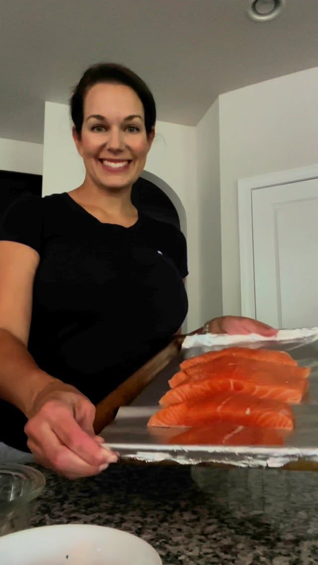 Instagram post by @savvymamalifestyle for Bluehouse Salmon. Caption reads: [...] starts with salmon for my family. Bluehouse....