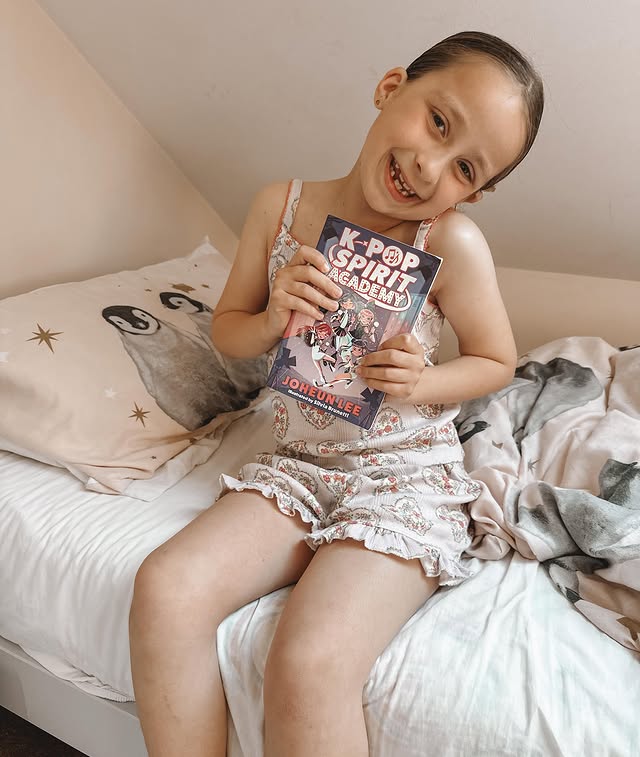Instagram post by @lucy_andb_adventures for Farshore Books. Caption reads: [...] at school! Pjs @monsoonchildren Book....