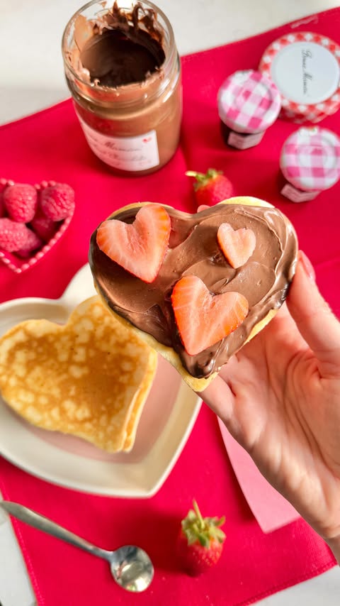 Instagram post by @alice.fevronia for Bonne Maman. Caption reads: [...] for pancakes, my family, and @bonnemaman_uk....