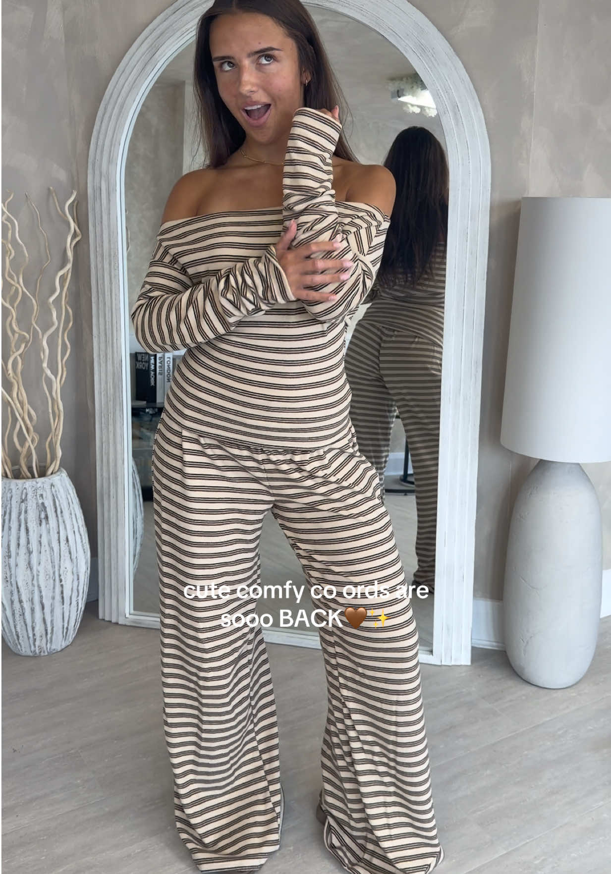TikTok post by @summerchristiee4 for Ego by D. Caption reads: ahhh it’s autumn sznnn✨🤎🤎 @EGO FASHION.