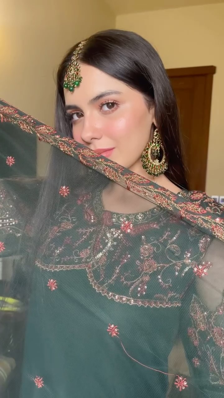 Instagram post by @hurriyamansoorofficial for Asim Jofa. Caption reads: It’s like Asim Jofa just gets what girls want for....