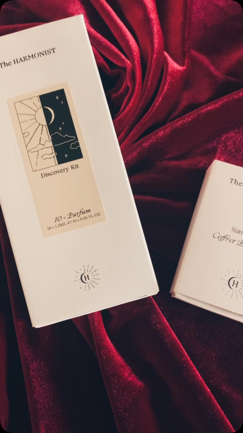 Instagram post by @eau_de_gay for The Harmonist. Caption reads: Discovery Kit from @theharmonist ✨| gifted So....