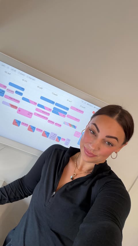 Instagram post by @jessica.kostiw for Skylight Frame. Caption reads: Life with five kids = organised chaos 😅 only now....