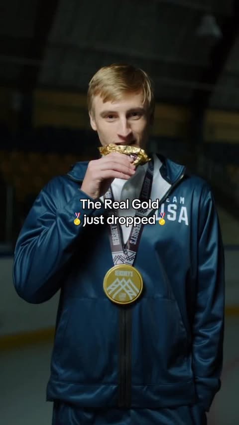 Instagram post by @stolz_jordan_ for Hersheyland. Caption reads: We agree with @stolz_jordan_: Choosing happiness....