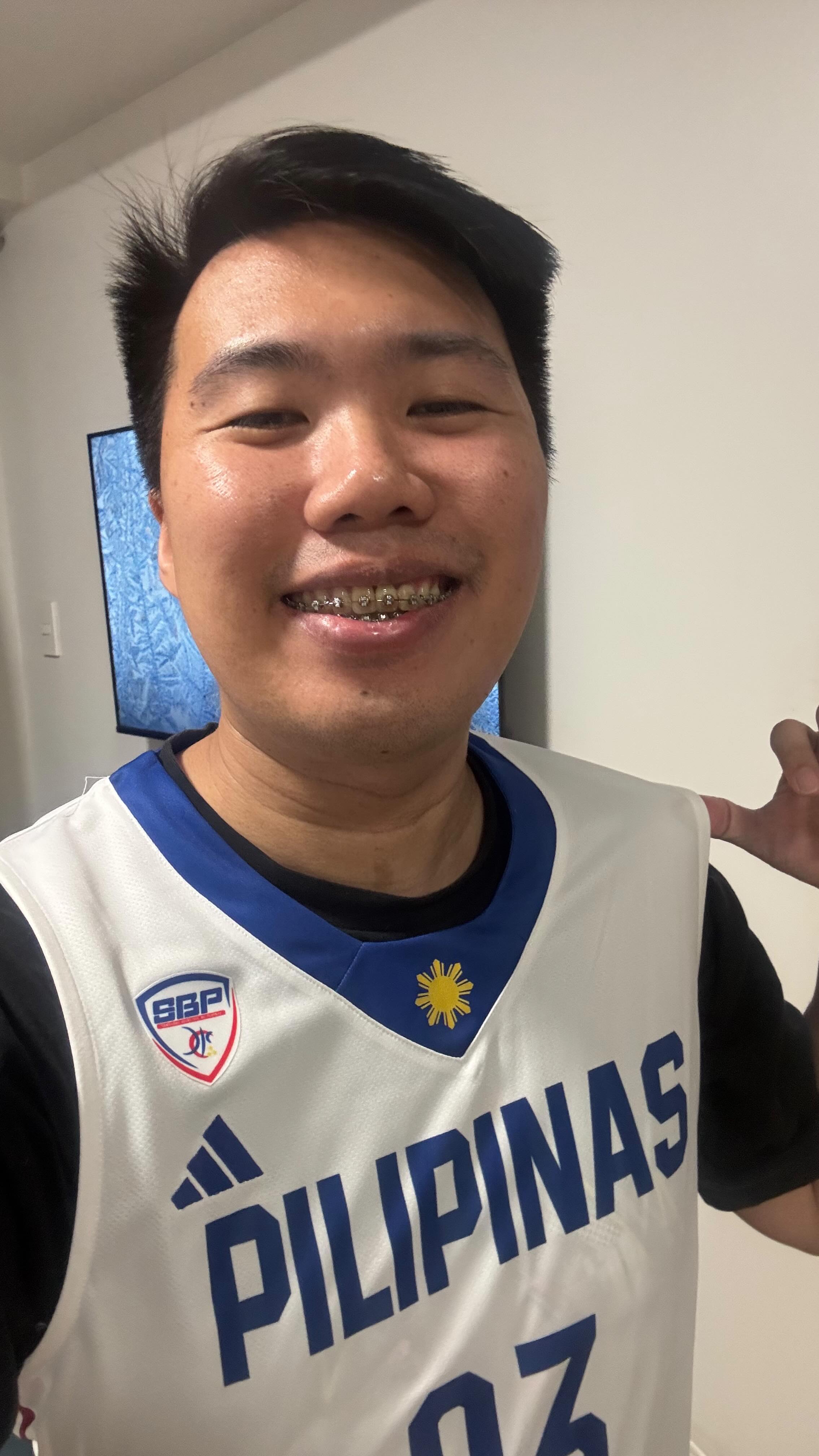 Instagram post by @hoopjunkie for adidas Philippines. Caption reads: PARA SA BAYAN 🇵🇭
2AM ang laban ng Gilas....