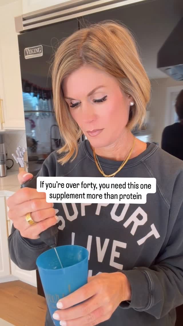 Instagram post by @whitegrapesandinshape for Thorne. Caption reads: [...] just for bodybuilders,” hear me out,....