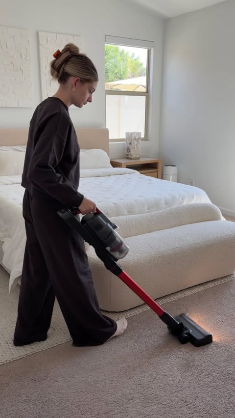 Instagram post by @madisynpriest for BISSELL. Caption reads: [...] shedding = I could vacuum all day!! The....
