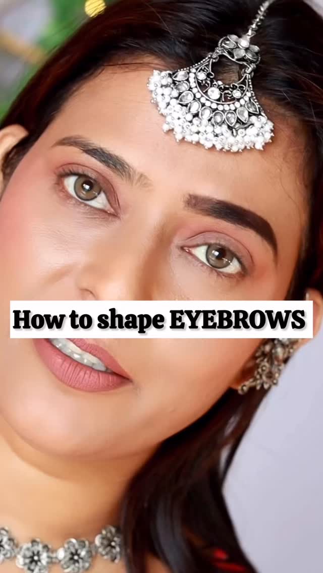 Instagram post by @reenaz_world for Colorbar Cosmetics. Caption reads: SAVE THIS ✅

How to define  EYEBROWS 
I am using....
