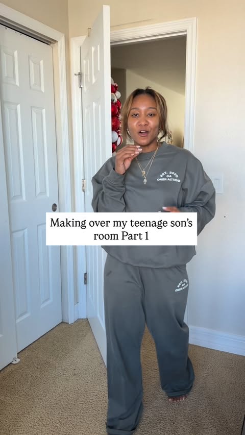 Instagram post by @lifewithcina for Rooms To Go. Caption reads: Making over my son’s room for Christmas Part 1.....