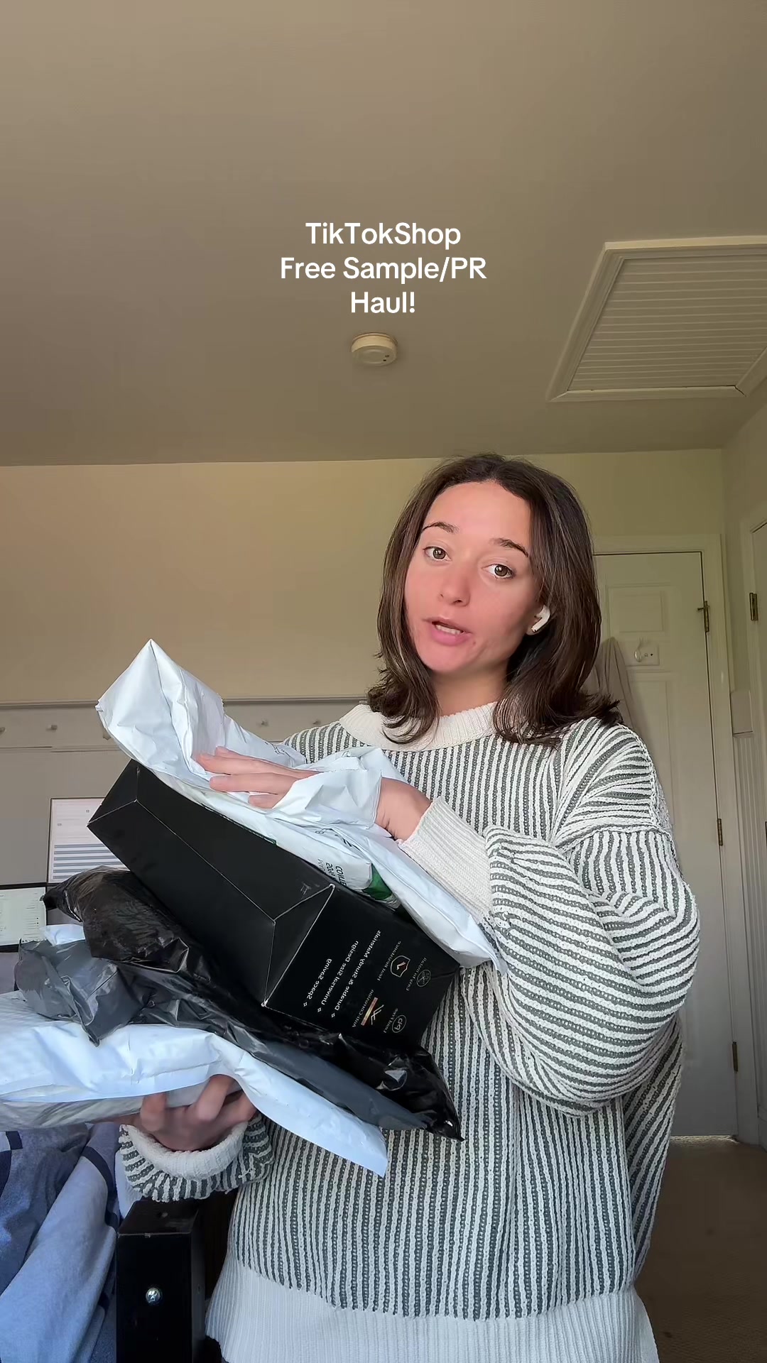 TikTok post by @makennaevyn for Florence By Mills Fashion. Caption reads: [...] whims #prhaul #TikTokShopHaul @Florence By....