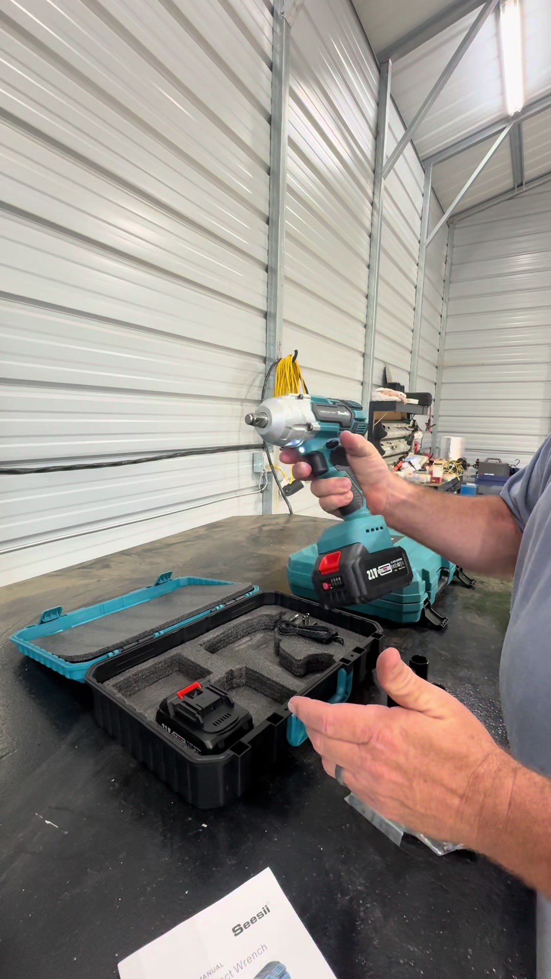 TikTok post by @cutterman830 for Seesii. Caption reads: Seesii 21volt impact gun. @Seesii Service [...].