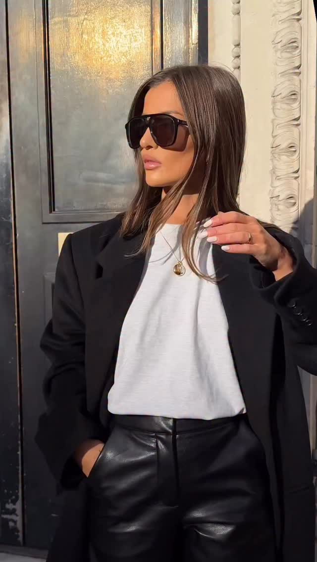 Instagram post by @aliceoliviac for Missoma. Caption reads: Discover the @missomalondon Black Friday Sale....