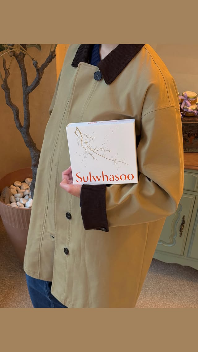 Instagram post by @1mon16 for Sulwhasoo. Caption reads: Wrapped in glow this holiday season....