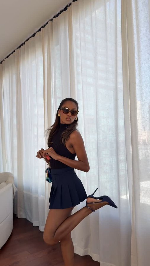 Instagram post by @theacaciamcbride for Karuna Skin. Caption reads: I’m just a girl who loves applying lip oils. 🥰 ....