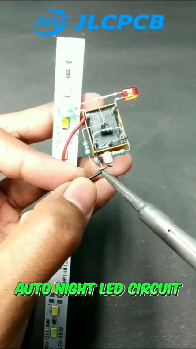 Instagram post by @wa_electronics for JLCPCB. Caption reads: [...] Diy Electronics Project Sponsored by JLCPCB....