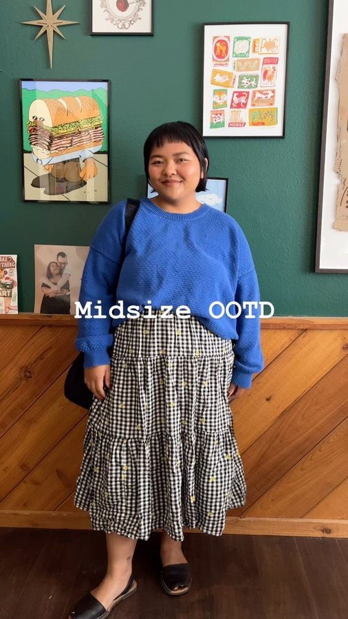 Instagram post by @just.try.it.on for Tradlands. Caption reads: This is my favorite way to transition summer....