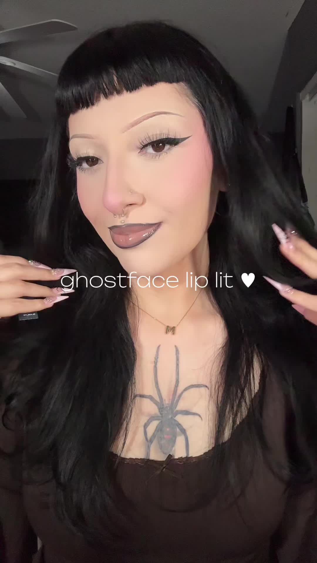 TikTok post by @mareliyuritze for Glamlite. Caption reads: my favorite lip combo from @Glamlite ♥︎ #lipcombo....