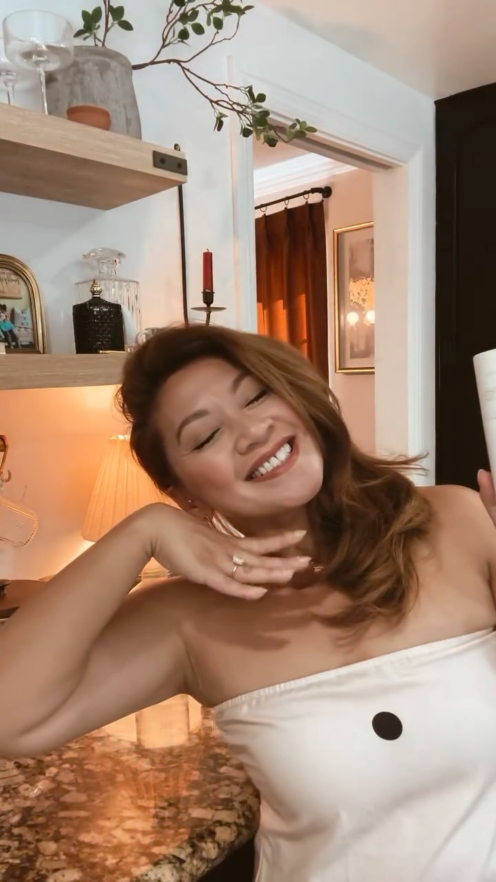 Instagram post by @athomewitherikab for Ready To. Caption reads: [...] 💁‍♀️ 💊✨

Glow up in a bottle 💫 Ready to....