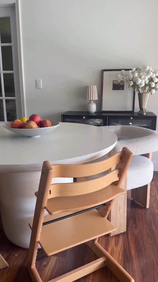 Instagram post by @homeoftheharveys for Hyland's Naturals. Caption reads: [...] up on our Cough and Cold combo from....