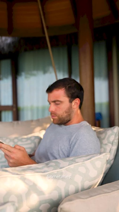 Instagram post by @fabriziorom for Visit Maldives. Caption reads: Paradise found at @barosmaldives! 💙

Serenity,....