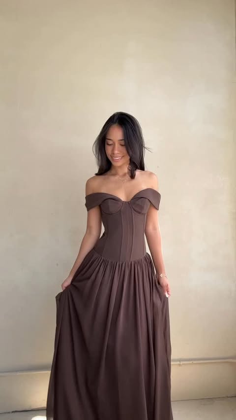 Instagram post by @aimeejaihall for Outcast Clothing. Caption reads: this dress 😍 @outcastclothing #outcastpartner.
