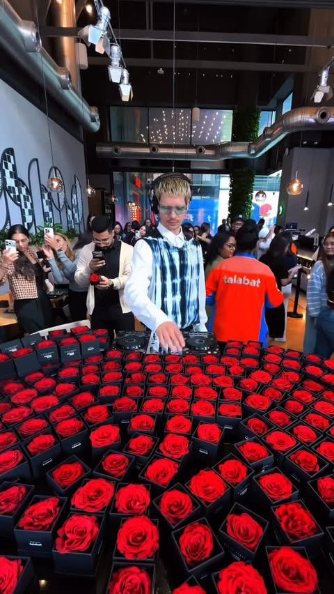 Instagram post by @rose_end for talabat. Caption reads: 🌹Happy🌹Valentine’s🌹Day🌹 Playing for....