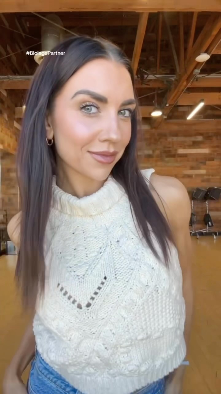 Instagram post by @jennajohnson for Biolage. Caption reads: Using the @biolage Color Last Shampoo and....