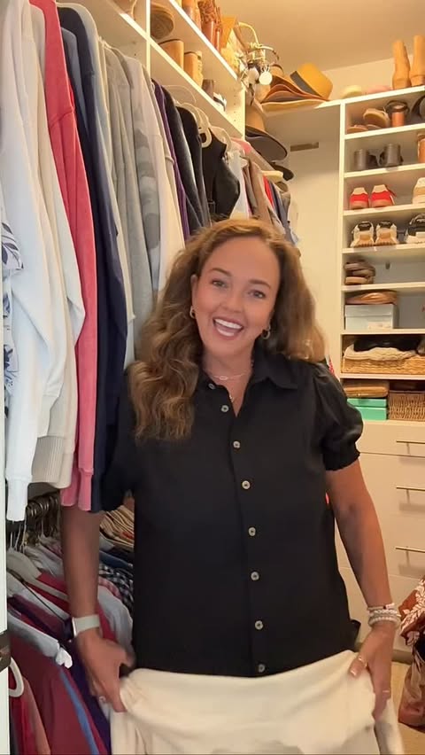 Instagram post by @southernchicstyle for Bagsmart. Caption reads: [...] out my new back pack and carry-on from....